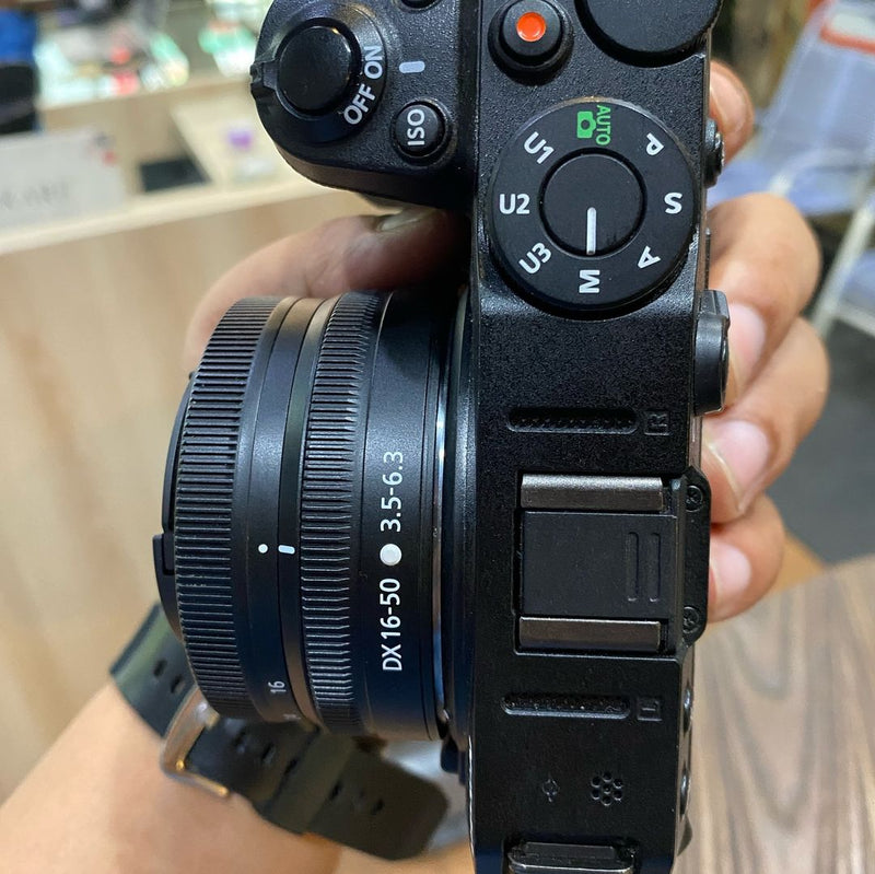 Camera Nikon Z30 + Lente 16-50mm oss