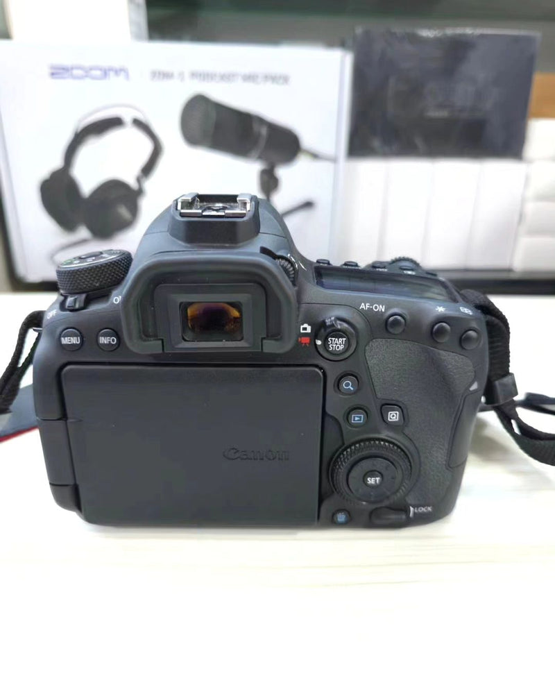 Canon 6D Mark II seminova