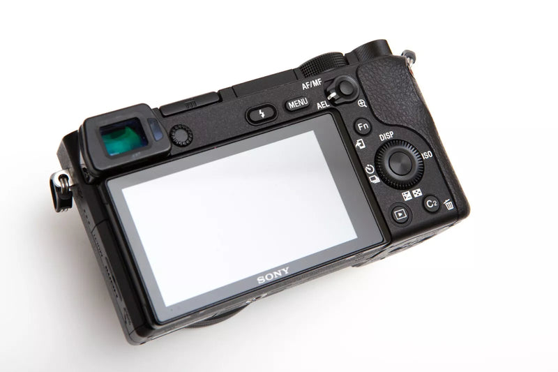 Câmera Sony A6300 + 16-50mm seminova