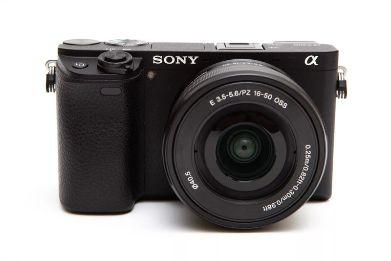 Câmera Sony A6300 + 16-50mm seminova
